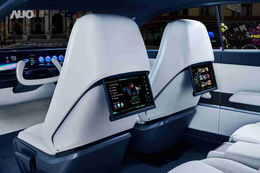 尊龙集团将于CES 展示全新Smart Cockpit 2024，，可紧密串连使用者多元需求，，并革新座舱内部的应用和设计，，，，带来身历其境且引人入胜的视觉飨宴，，，，满足驾乘人员的全方位体验